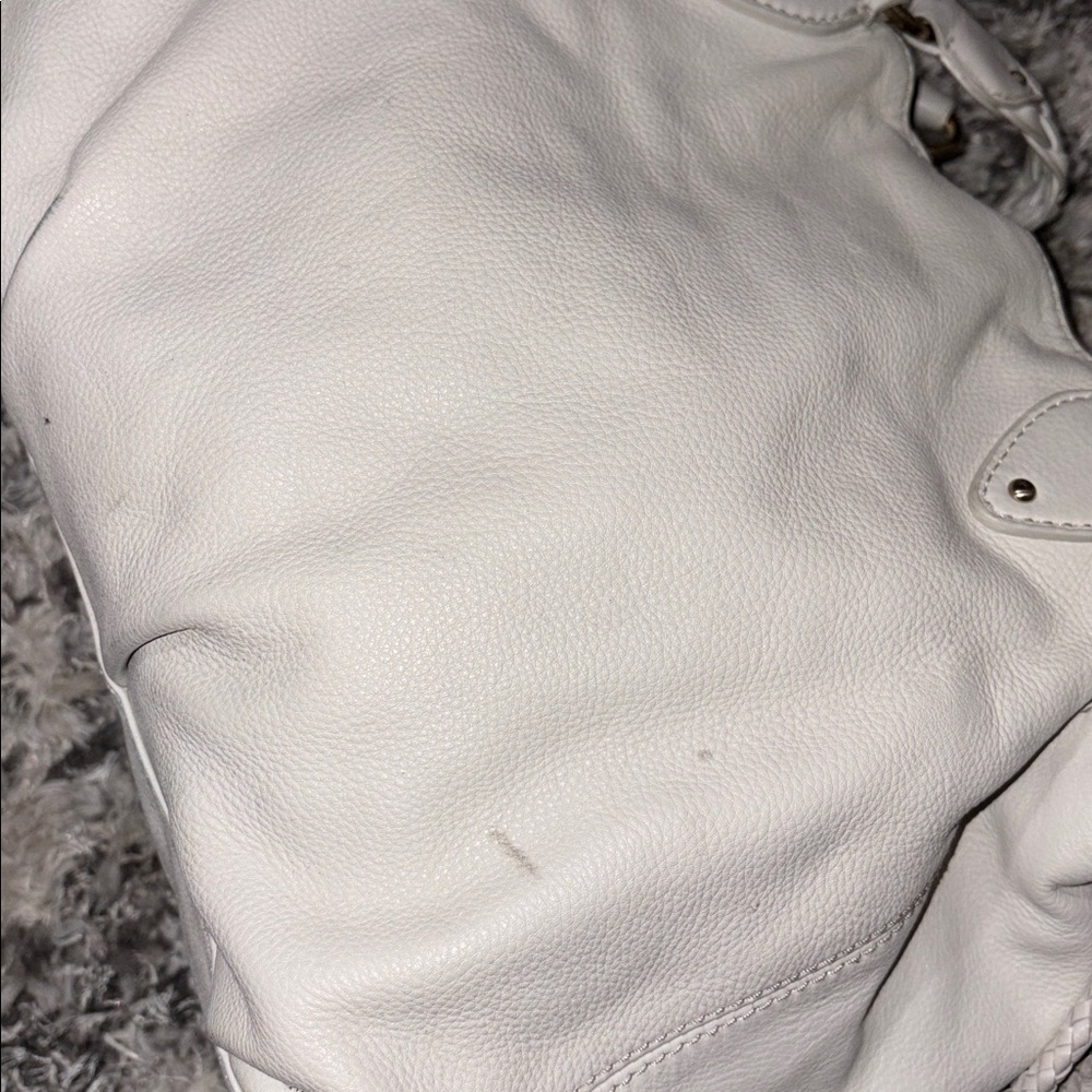 Michael Kors White Leather Tote Bag - Picture 11 of 16